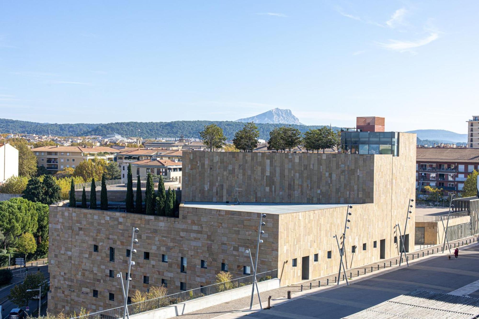 Hotel Renaissance Aix-en-Provence