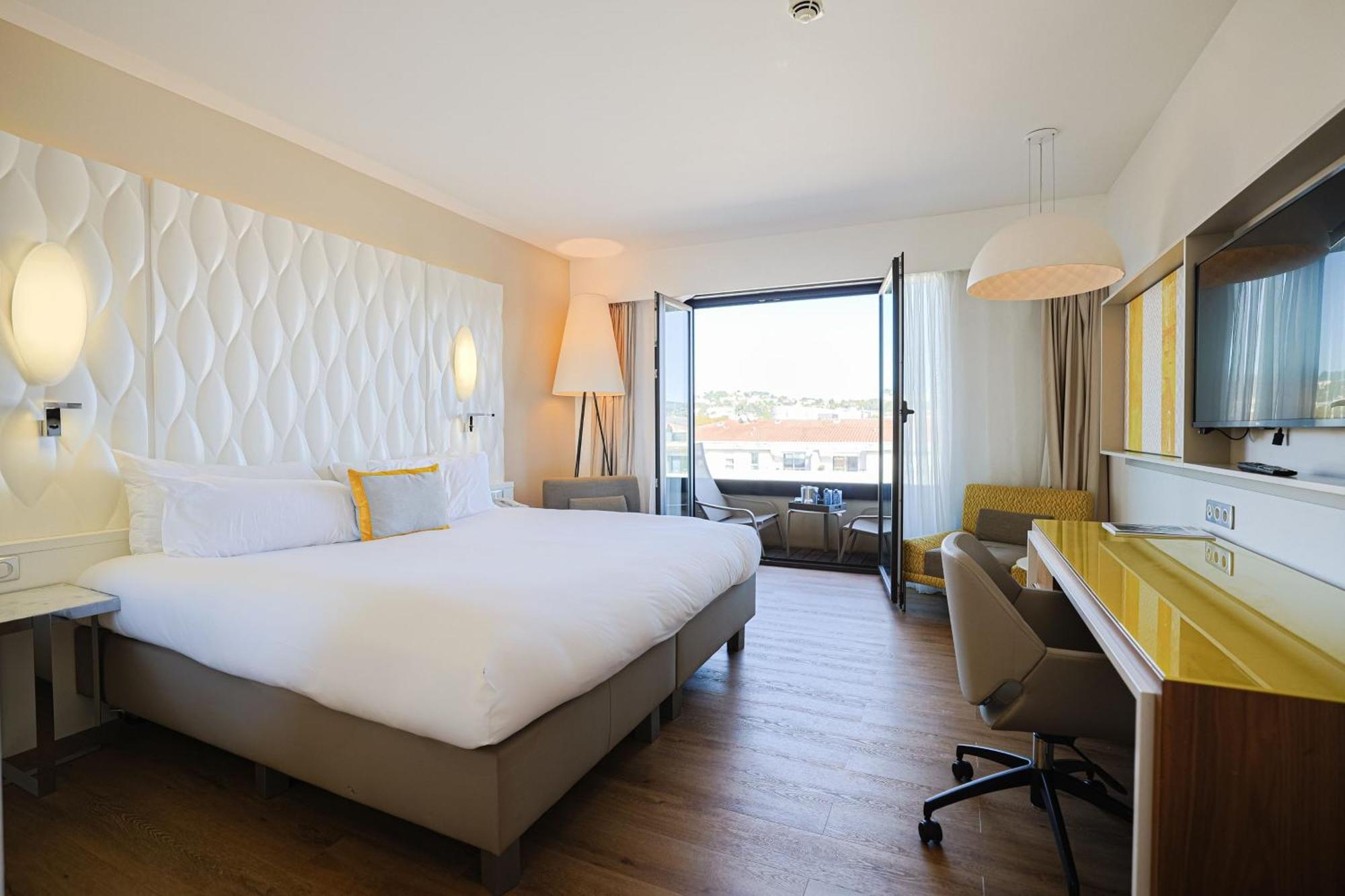 Hotel Renaissance
