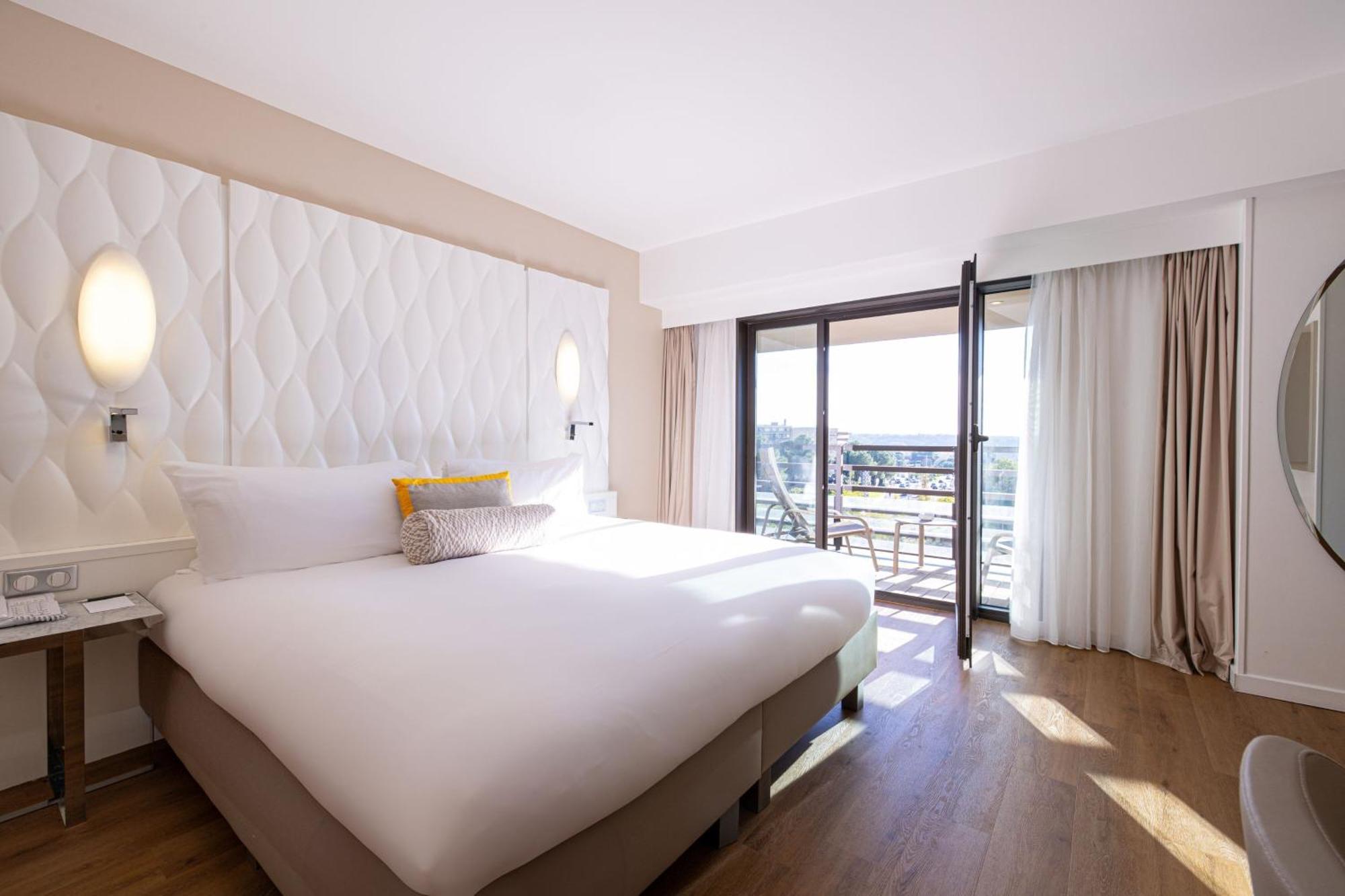 Hotel Renaissance 5*
